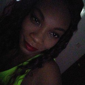 Meet your Posher, Laticia